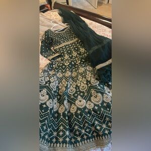 INDIAN STYLE Embellished Dark Green Women's Formal Dress with Dupatta